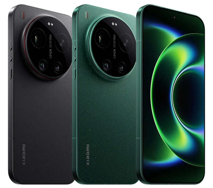 Stražnja strana crnog i zelenog telefona Xiaomi 17 Ultra te prednja strana